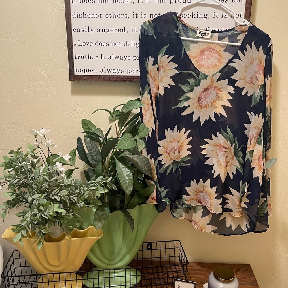 Show Me Your MuMu floral blouse